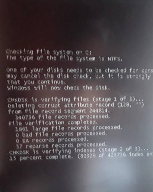 При запуске ПК вылезает такая хрень. У меня установлена Windows 7. 